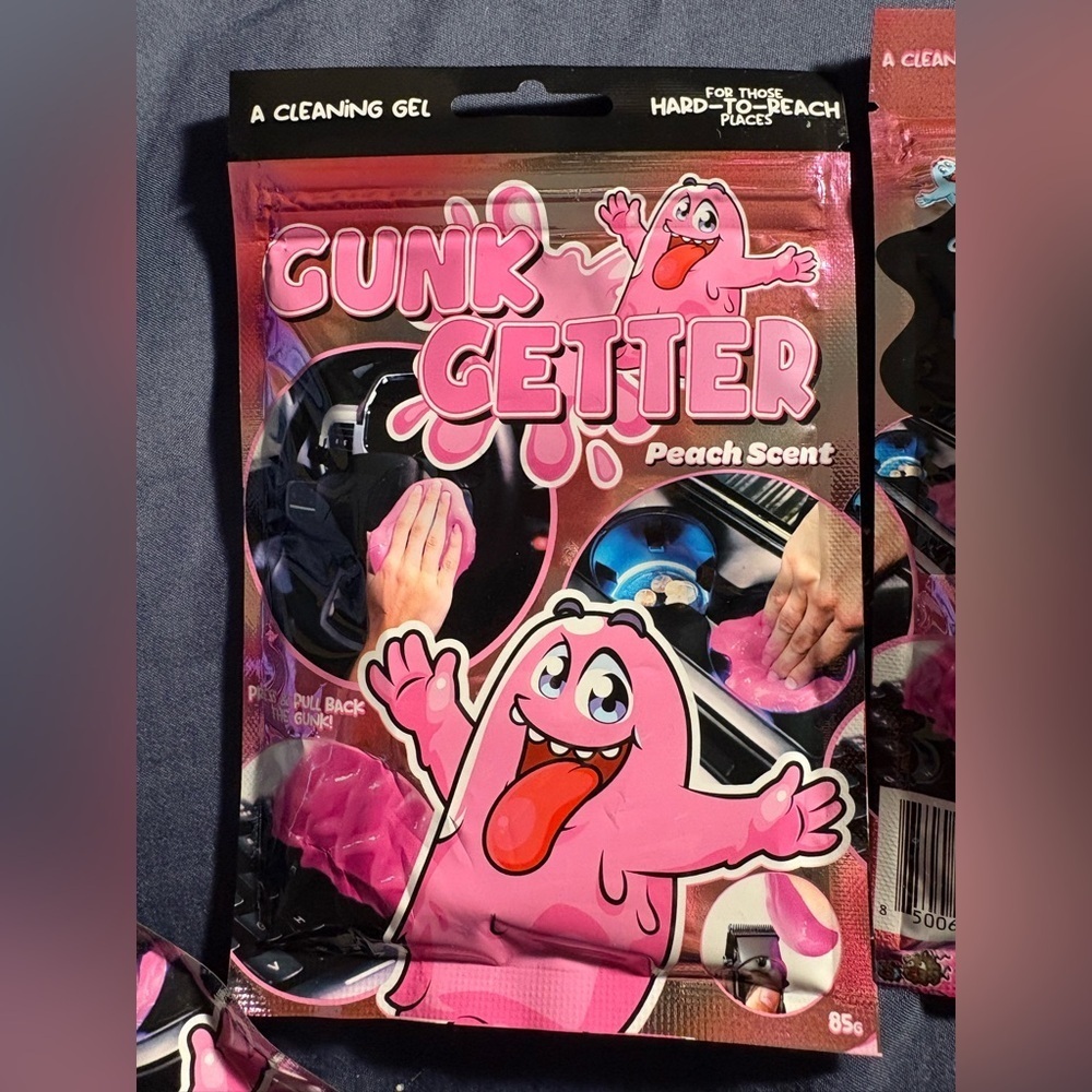 Gunk Getter Cleaning Gel
Auto Cleaner
Reusable
Perfect‎ gift for car enthusiast